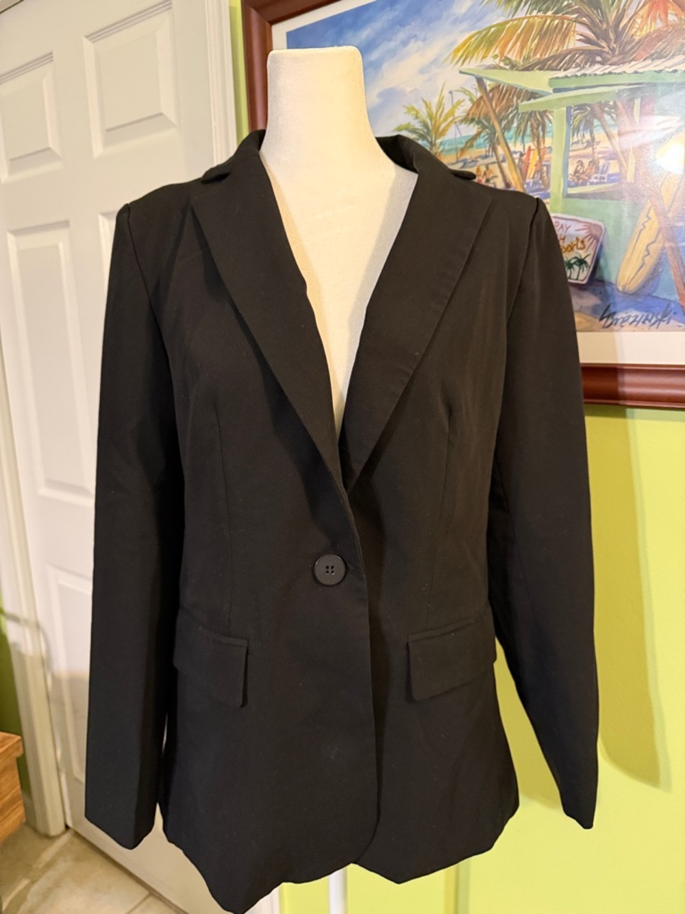 Black Single-Button Women's Blazer